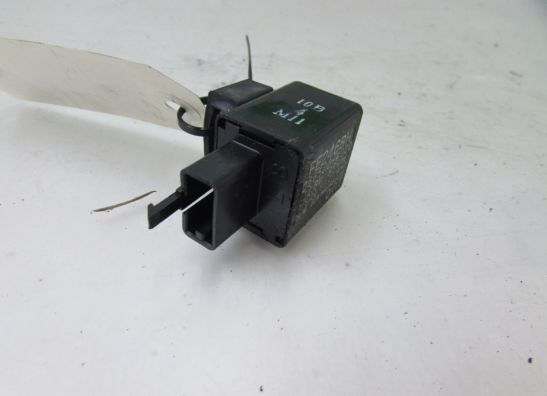 Relais Yamaha YZF R6