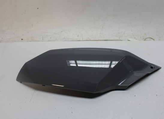 Rechter achterkant Honda X-adventure 750