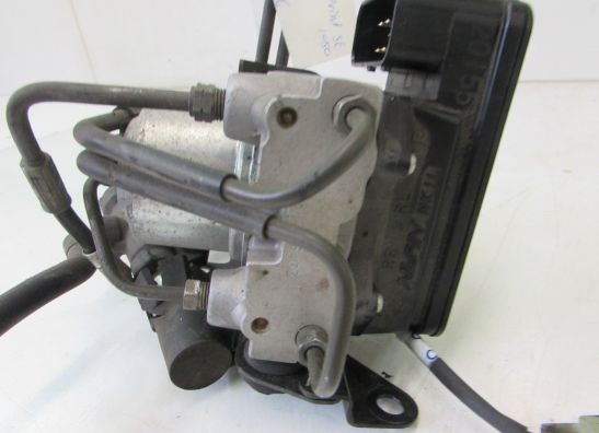 ABS pomp Triumph Sprint ST 1050