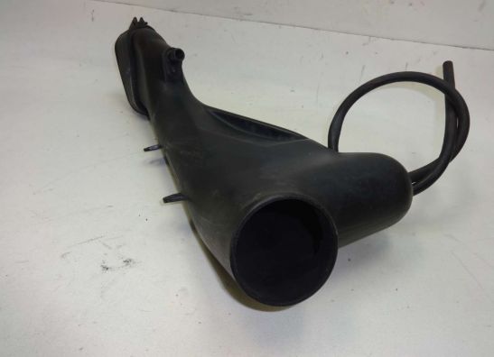 Air intake center Kawasaki ZZR 1100
