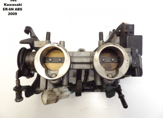 Gasklephuis Kawasaki ER 6