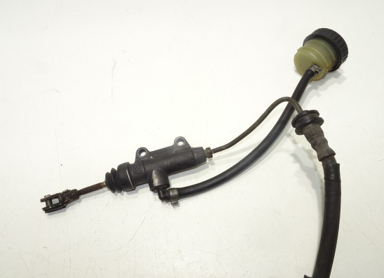 Rempomp achter BMW R 1100 GS