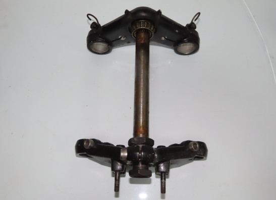 T stuk + kroonplaat Moto Guzzi 850 T5