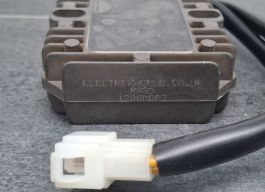 Regler Gleichrichter Suzuki LS 650