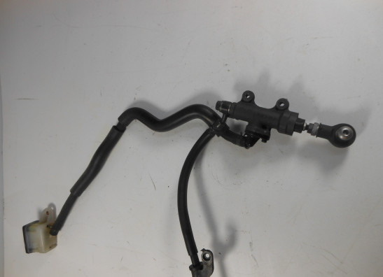 Rempomp achter Honda CBR 600 RR