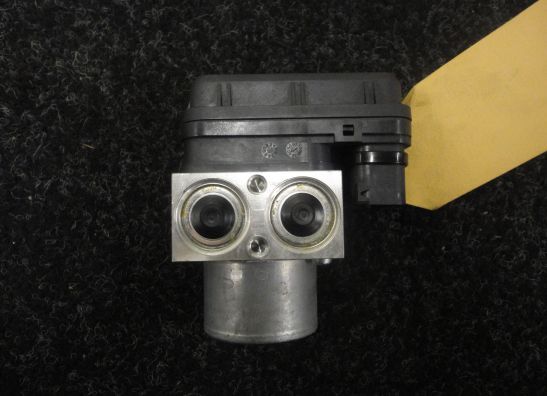 ABS pomp Yamaha Tracer 700