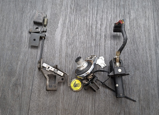 Schlosssatz Honda VF 700  750 C Magna