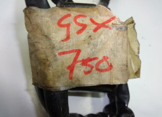 Handlebar switch assy right Suzuki GSX 750