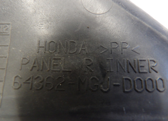 Rechter binnenkuip Honda CBF 1000