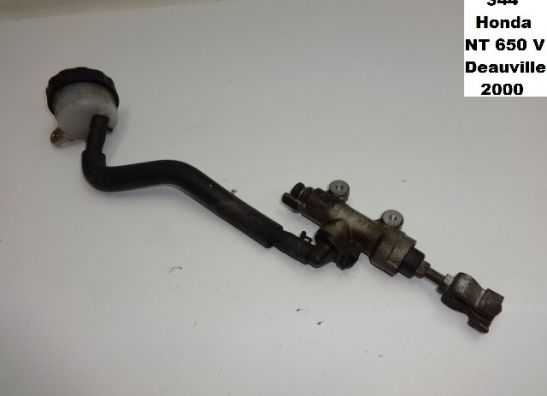 Rear brake master cylinder  Honda Deauville 650 - 700