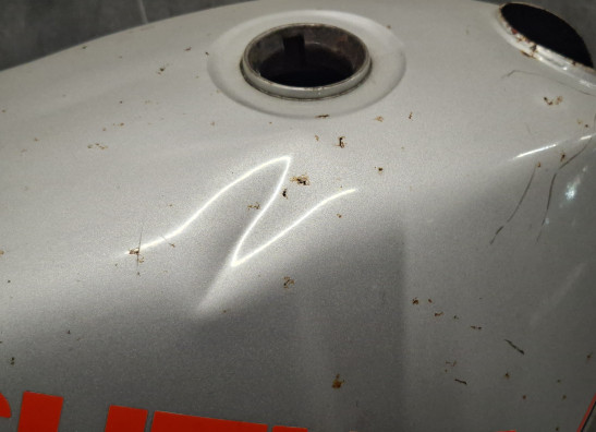 Benzintank Suzuki GSX 400 F