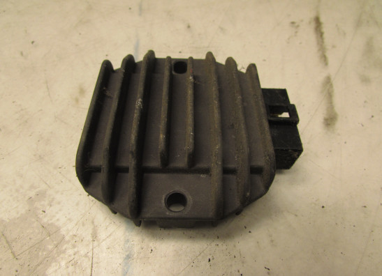 Spanningsregelaar Yamaha YP 250 Majesty