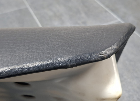 Zadel Honda CBR 600 F