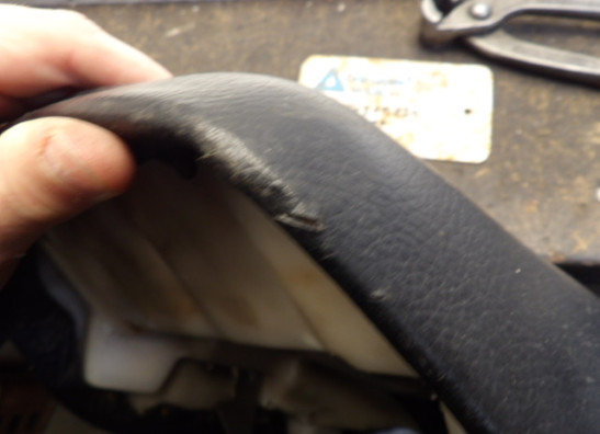 Seat Kawasaki GPZ 550