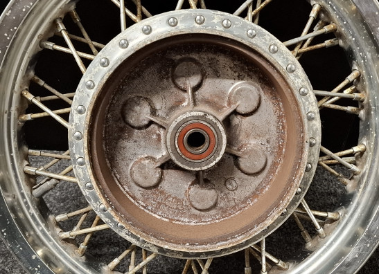 Rear wheel Suzuki VS 700 Intruder