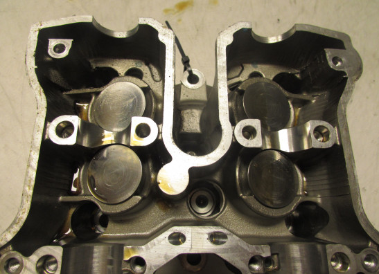 Cylinder head Honda VTR 1000 F