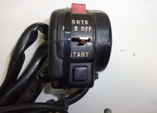 Handlebar switch assy right Suzuki GSX 250