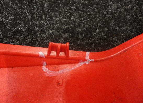 Rechter onderkuip Ducati 939 Supersport