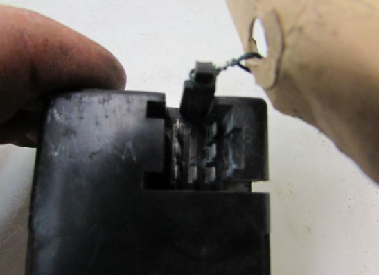 Relais unit Honda VF 700  750 C Magna