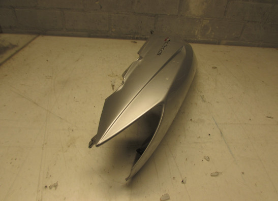Rechter achterkant Aprilia Sportcity 125