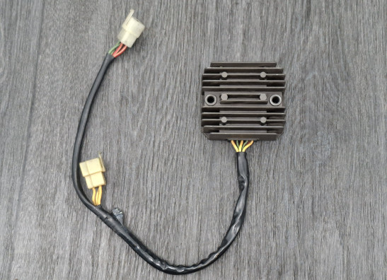 Spanningsregelaar Honda VT 700 750