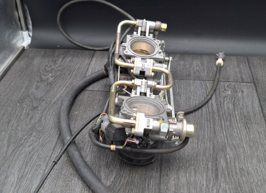 Gasklephuis Honda VTR 1000 SP