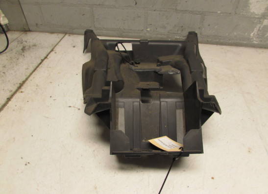 Binnenkuip Suzuki Burgman 650