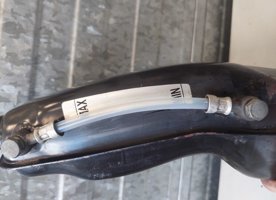 Olie reservoir Aprilia RSV 1000