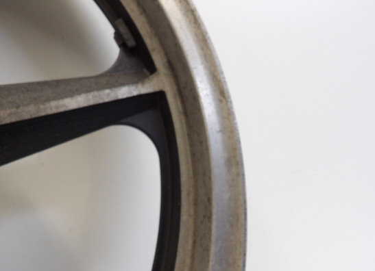 Felge vorne Honda VF 700  750 C Magna