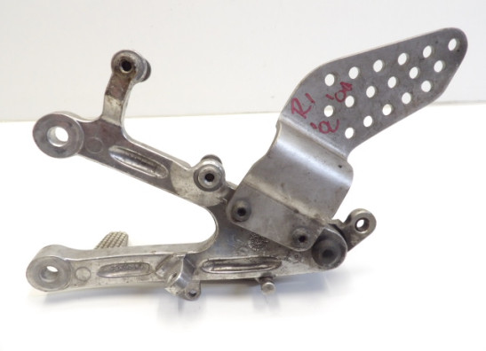 Main step holder right Yamaha YZF R1