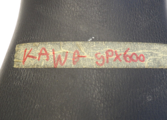 Zadel Kawasaki GPX 600