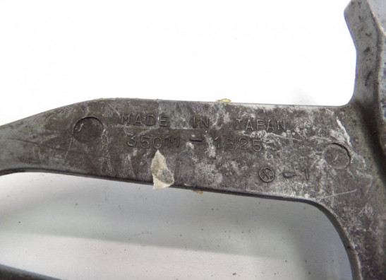 Main step holder left Kawasaki ZZR 250