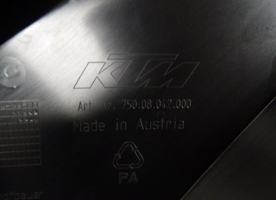 Rechter achterkant KTM 690 SMR
