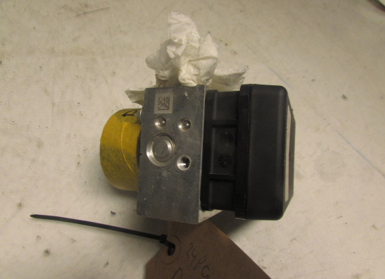 ABS pomp Ducati 899 Panigale