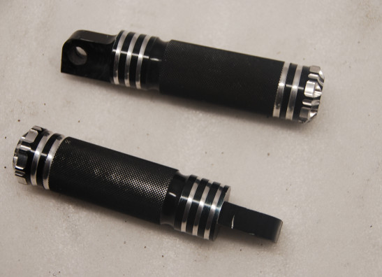 Duo voetsteun set Harley Davidson Dyna