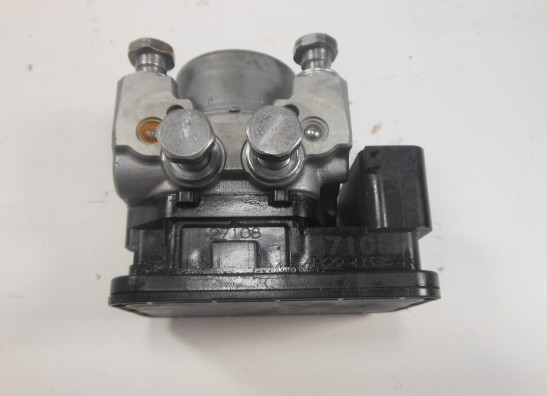 ABS pump Triumph Speed Triple 1050 R