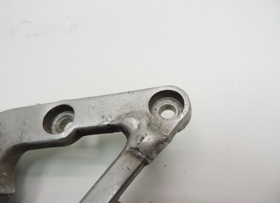 Fussrastetrager vorne rechts Honda VFR 400 R