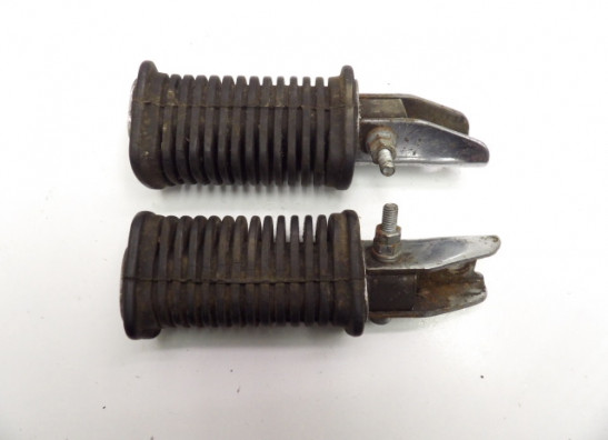 Duo footrest set Suzuki GSX 400 E