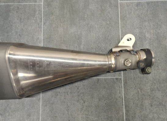 Tubo de escape Suzuki GSX R 1000