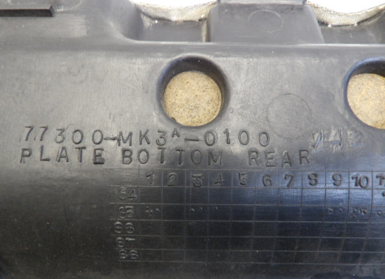 Buddy zadel Honda VF 700  750 C Magna