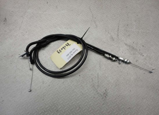 Throttle cable Suzuki GSR 600