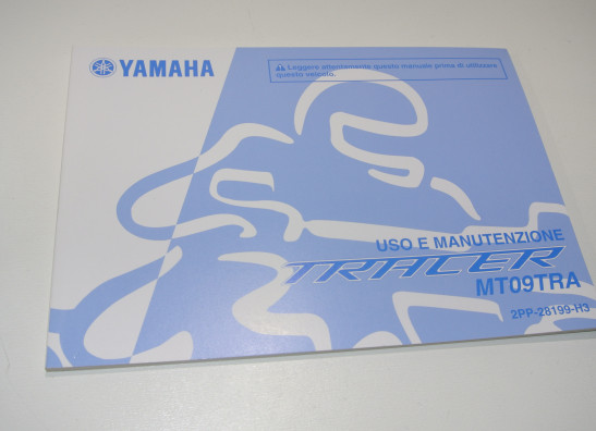 Fahrerhandbuch Yamaha Tracer 900