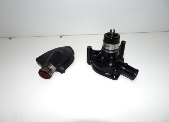 Water pump Triumph Sprint RS