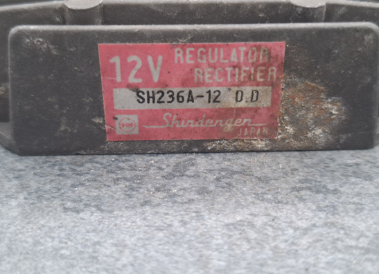 Spanningsregelaar Honda CB 900