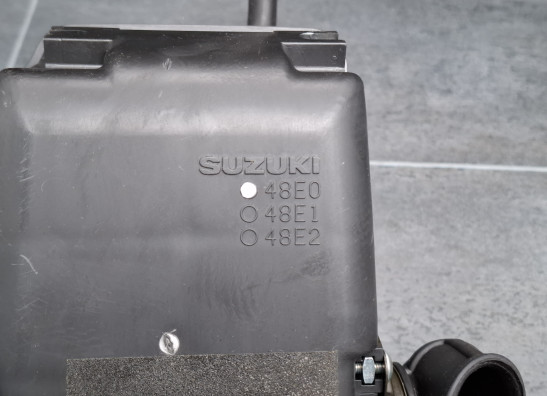Air cleaner case Suzuki VZ 800 marauder