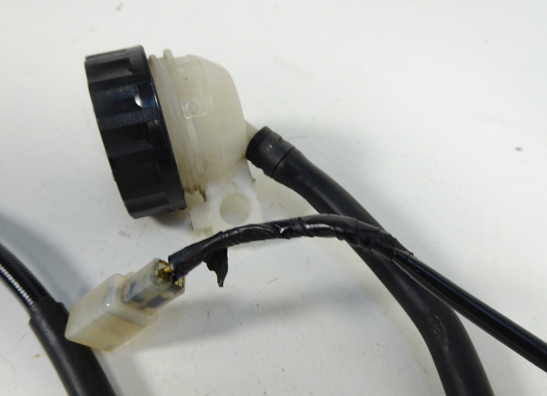 Rempomp achter KTM 125 Duke