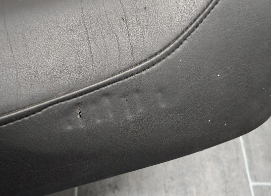 Zadel Honda VF 700  750 S Sabre