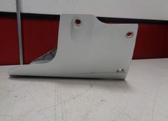 Cowl under Suzuki GSX R 750