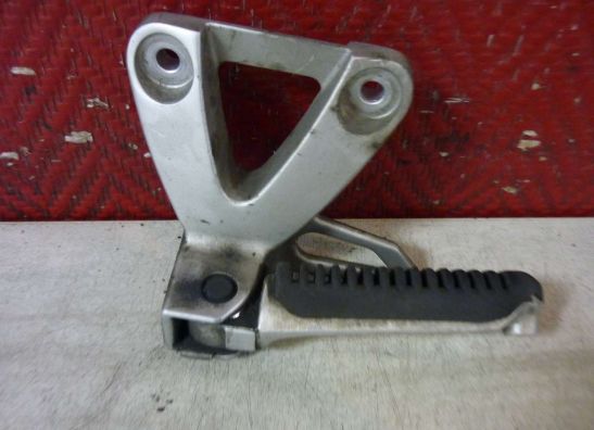 Soziusfussraste links Suzuki GSX F 750