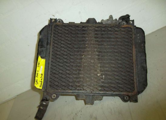 Radiateur Kawasaki GPZ 500